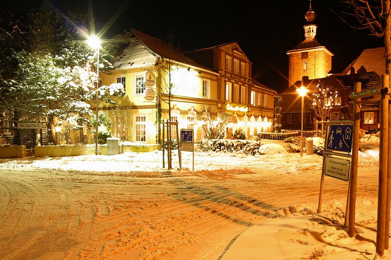 Der Schönberger Marktplatz im Winter